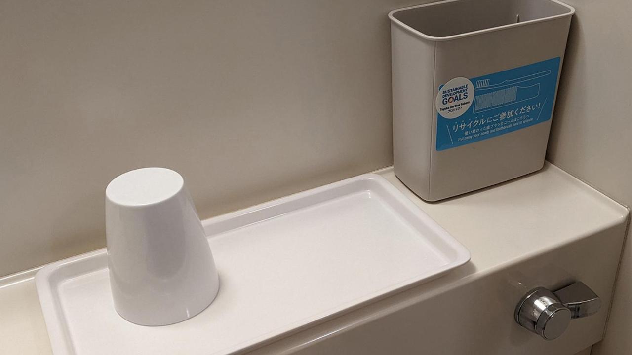 Toyoko Inn Hokkaido Hakodate Ekimae Daimon Екстериор снимка